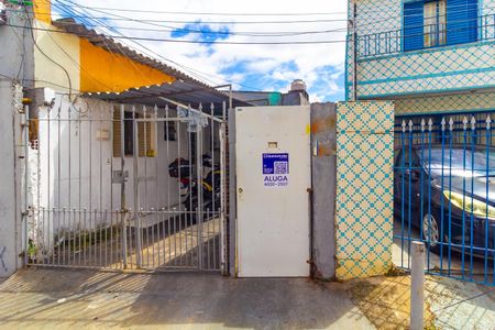 Casa para alugar com 35m², 1 quarto e sem vaga Casa para alugar com 35m², 1 quarto e sem vagaFachada