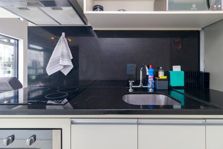 Apartamento para alugar com 58m², 1 quarto e 2 vagas Apartamento para alugar com 58m², 1 quarto e 2 vagasCozinha