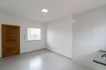 Sala e Cozinha de apartamento para alugar com 1 quarto, 34m² em Vila Talarico, São Paulo