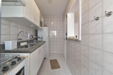 Apartamento à venda com 44m², 2 quartos e 1 vagaCozinha