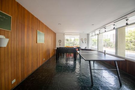 Apartamento à venda com 147m², 3 quartos e 2 vagas Apartamento à venda com 147m², 3 quartos e 2 vagasSalão de jogos