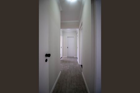 Corredor  de apartamento à venda com 3 quartos, 147m² em Vila Andrade, São Paulo