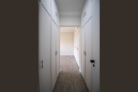 Apartamento à venda com 147m², 3 quartos e 2 vagas Apartamento à venda com 147m², 3 quartos e 2 vagasSuíte