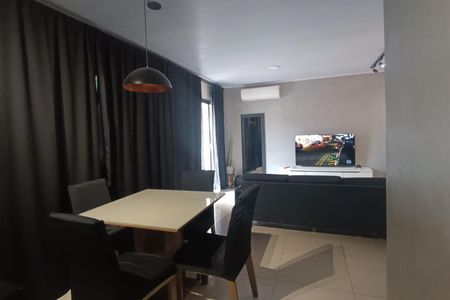 Sala de casa para alugar com 2 quartos, 60m² em Parque Beira Mar, Duque de Caxias