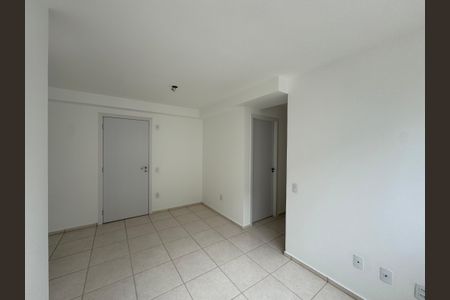 Sala de apartamento para alugar com 2 quartos, 48m² em Barra da Tijuca, Rio de Janeiro
