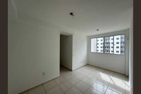 Sala de apartamento para alugar com 2 quartos, 48m² em Barra da Tijuca, Rio de Janeiro