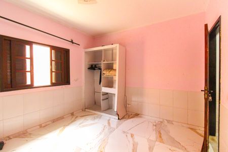 Casa à venda com 1200m², 3 quartos e 3 vagasQuarto 3