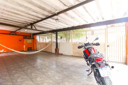 Casa à venda com 1200m², 3 quartos e 3 vagasGaragem