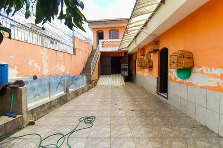 Casa à venda com 1200m², 3 quartos e 3 vagasQuintal