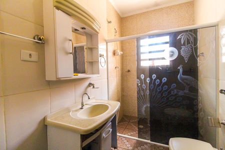 Casa à venda com 1200m², 3 quartos e 3 vagasBanheiro 2