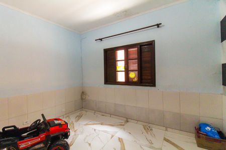 Casa à venda com 1200m², 3 quartos e 3 vagasQuarto 2