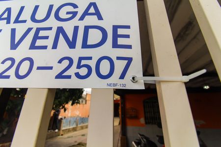 Casa à venda com 1200m², 3 quartos e 3 vagasNEBF - 132