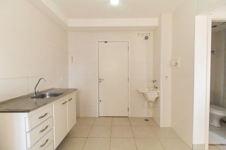 Apartamento para alugar com 32m², 2 quartos e sem vaga Apartamento para alugar com 32m², 2 quartos e sem vagaSala/Cozinha