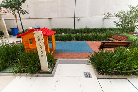 Apartamento para alugar com 32m², 2 quartos e sem vaga Apartamento para alugar com 32m², 2 quartos e sem vagaÁrea comum - Playground