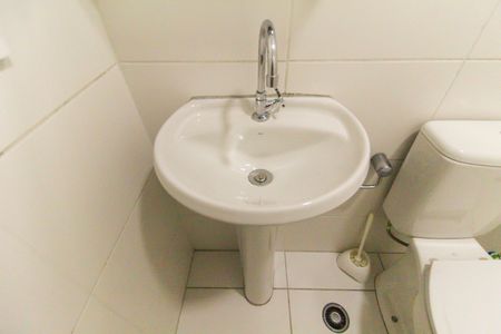 Apartamento para alugar com 32m², 2 quartos e sem vaga Apartamento para alugar com 32m², 2 quartos e sem vagaBanheiro