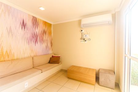 Apartamento para alugar com 32m², 2 quartos e sem vaga Apartamento para alugar com 32m², 2 quartos e sem vagaÁrea comum - Salão de festas