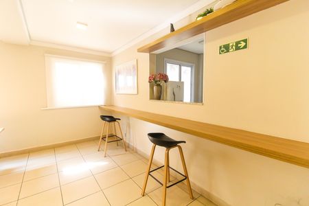 Apartamento para alugar com 32m², 2 quartos e sem vaga Apartamento para alugar com 32m², 2 quartos e sem vagaÁrea comum - Salão de festas