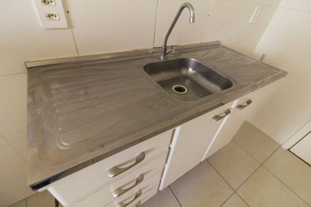 Apartamento para alugar com 32m², 2 quartos e sem vaga Apartamento para alugar com 32m², 2 quartos e sem vagaSala/Cozinha