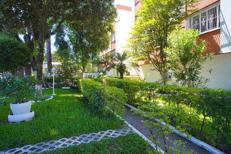 Apartamento à venda com 62m², 2 quartos e sem vagaÁrea comum