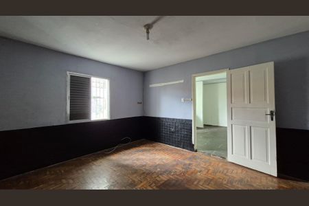 Casa à venda com 200m², 4 quartos e 3 vagasQuarto - Casa 2