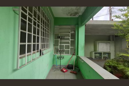 Varanda de casa à venda com 4 quartos, 200m² em Jardim Ipanema, Santo André