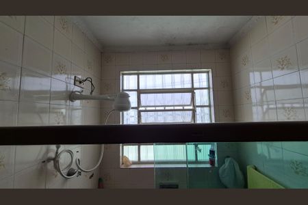 Casa à venda com 200m², 4 quartos e 3 vagasBanheiro