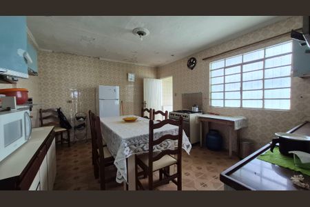 Casa à venda com 200m², 4 quartos e 3 vagasCozinha
