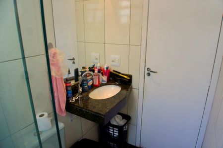 Apartamento à venda com 120m², 3 quartos e 2 vagasBanheiro 1