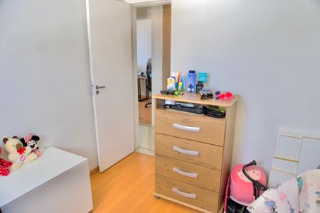 Apartamento à venda com 120m², 3 quartos e 2 vagasQuarto 2