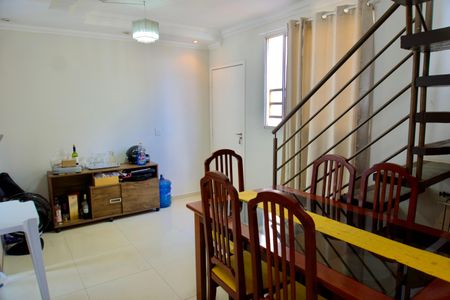 Apartamento à venda com 120m², 3 quartos e 2 vagasSala