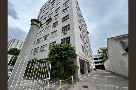 Apartamento para alugar com 60m², 1 quarto e 1 vagaFachada do bloco