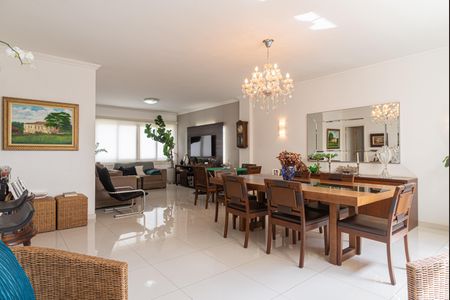 Sala de apartamento para alugar com 3 quartos, 150m² em Cerqueira César, São Paulo