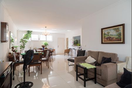 Apartamento para alugar com 150m², 3 quartos e 1 vagaSala