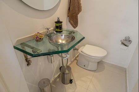 Apartamento para alugar com 150m², 3 quartos e 1 vagaLavabo