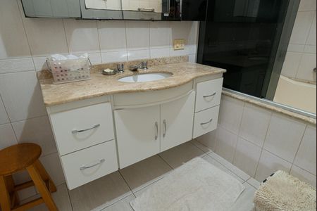 Apartamento para alugar com 150m², 3 quartos e 1 vagaBanheiro