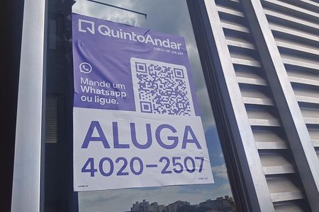Apartamento para alugar com 43m², 1 quarto e sem vaga Apartamento para alugar com 43m², 1 quarto e sem vagaPlaca