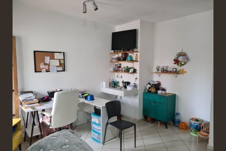 Casa à venda com 600m², 3 quartos e 3 vagasFoto 04
