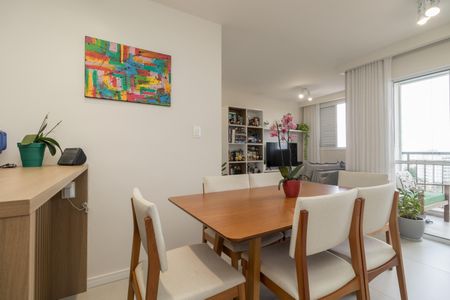 Apartamento à venda com 63m², 2 quartos e 1 vagaSala de Jantar