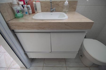 Casa à venda com 189m², 5 quartos e 3 vagasBanheiro 2