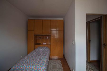 Casa à venda com 189m², 5 quartos e 3 vagasQuarto 3