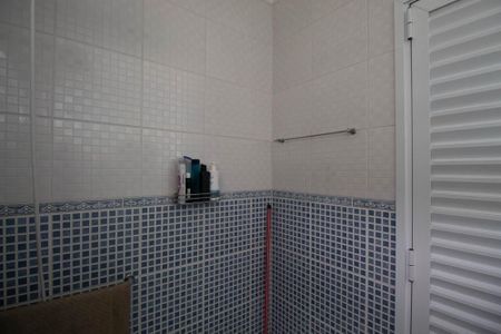 Casa à venda com 189m², 5 quartos e 3 vagasBanheiro 2