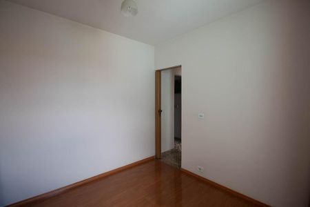 Casa à venda com 189m², 5 quartos e 3 vagasQuarto 2