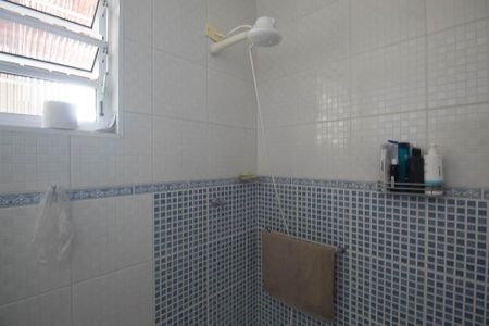 Casa à venda com 189m², 5 quartos e 3 vagasBanheiro 2