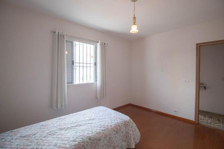 Casa à venda com 189m², 5 quartos e 3 vagasQuarto 4