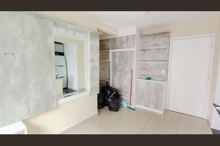 Sala de apartamento para alugar com 2 quartos, 48m² em Vila Urupes, Suzano
