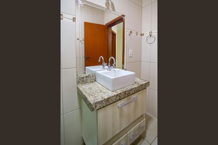 Casa para alugar com 1200m², 6 quartos e 4 vagasBanheiro