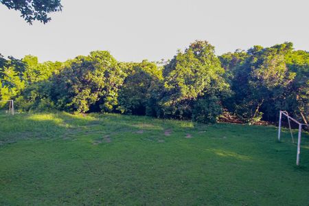 Casa para alugar com 1200m², 6 quartos e 4 vagasArea externa - Campo de futebol