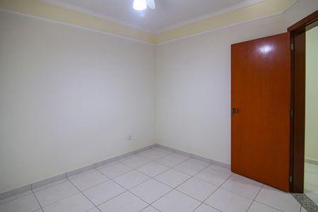 Casa para alugar com 1200m², 6 quartos e 4 vagasQuarto 2
