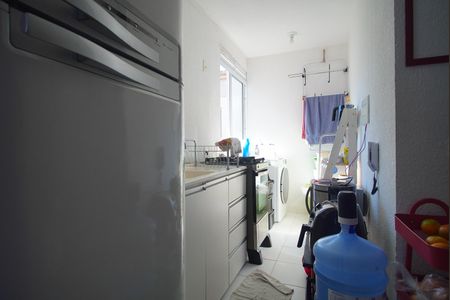 Cozinha de apartamento à venda com 2 quartos, 42m² em Sarandi, Porto Alegre