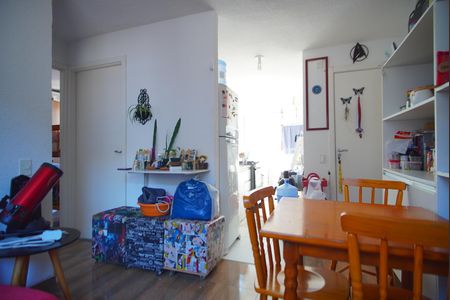 Sala de apartamento à venda com 2 quartos, 42m² em Sarandi, Porto Alegre